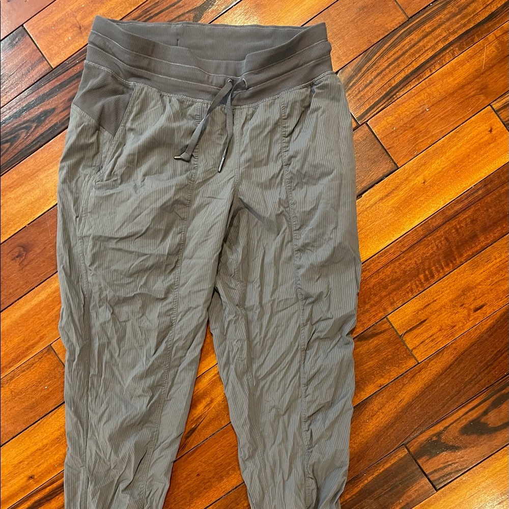 lululemon joggers